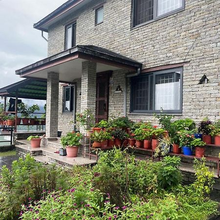The North Face Inn'S Homestay Pokhara Exterior foto