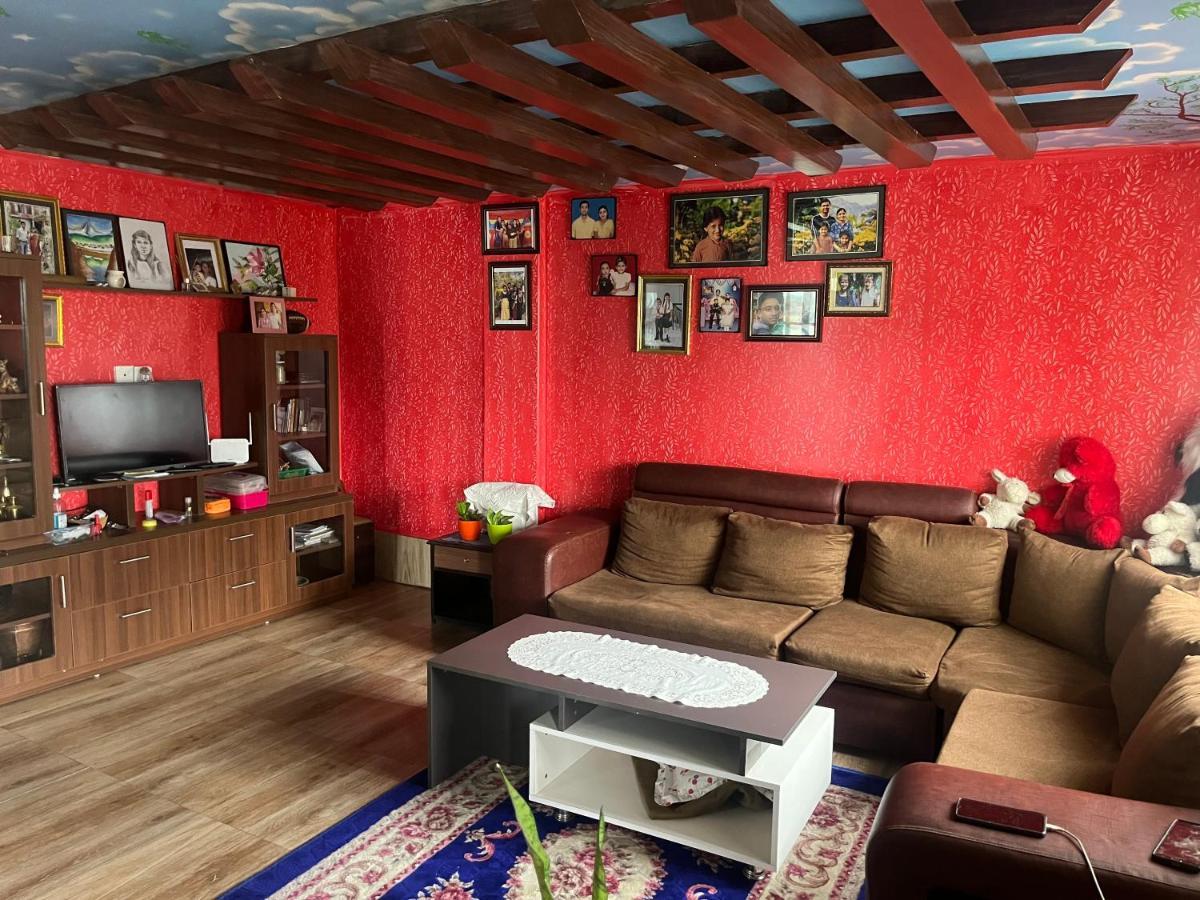 The North Face Inn'S Homestay Pokhara Exterior foto