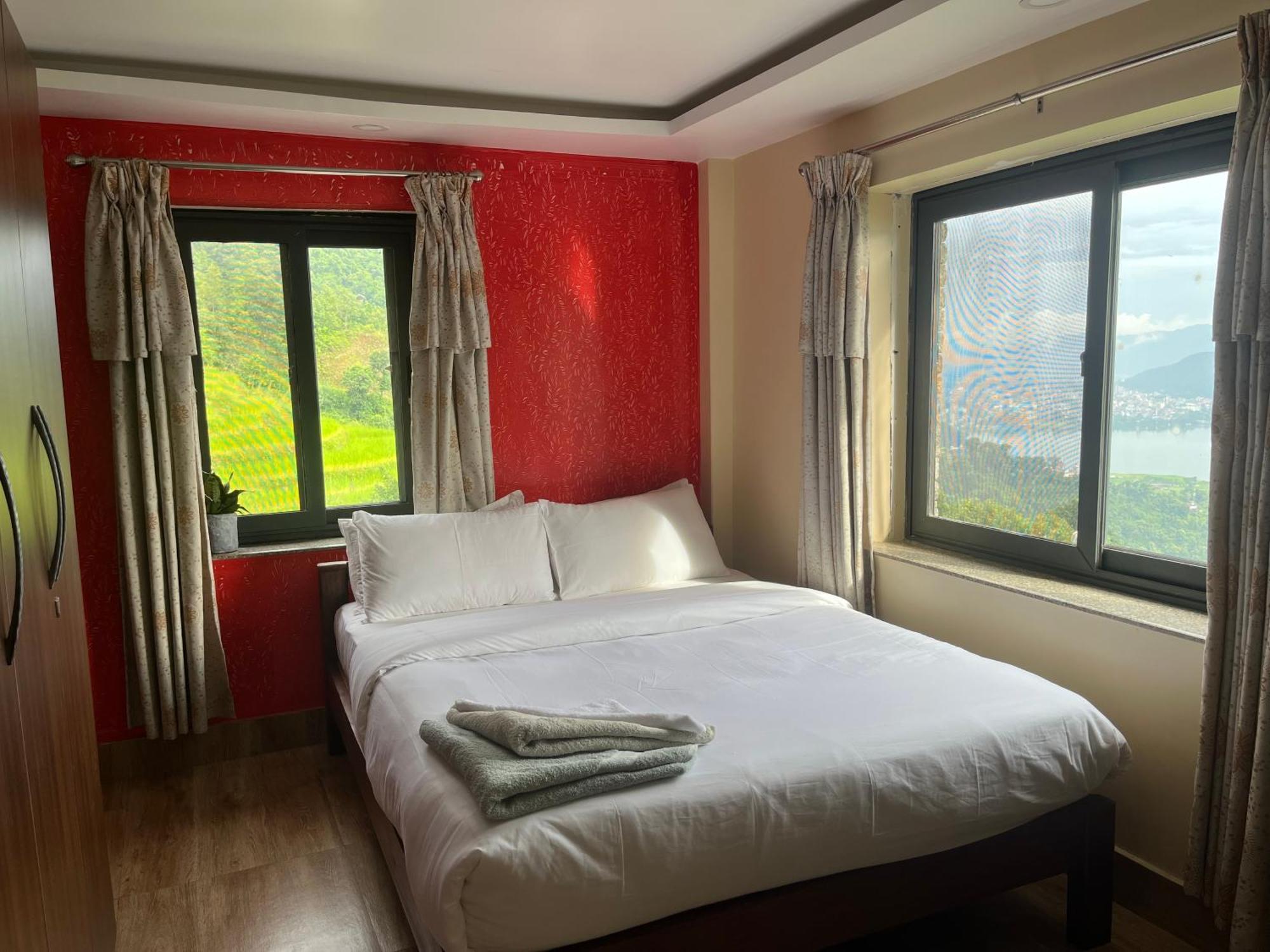 The North Face Inn'S Homestay Pokhara Exterior foto