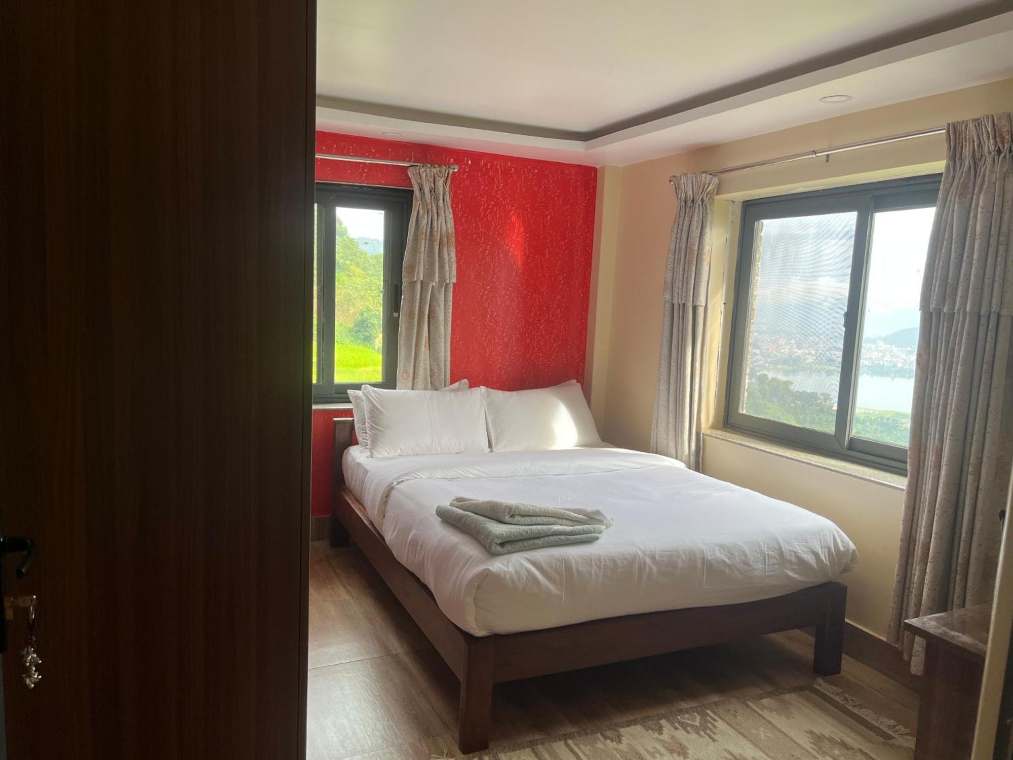 The North Face Inn'S Homestay Pokhara Exterior foto